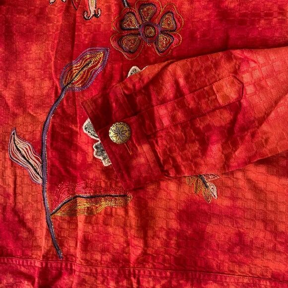 Draper’s and Damon’s embroidered jacket with detail - Picture 11 of 14